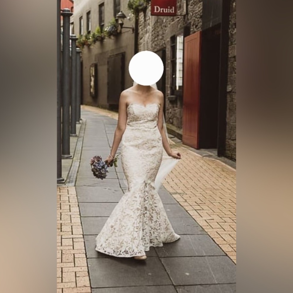 Lace Wedding Dress